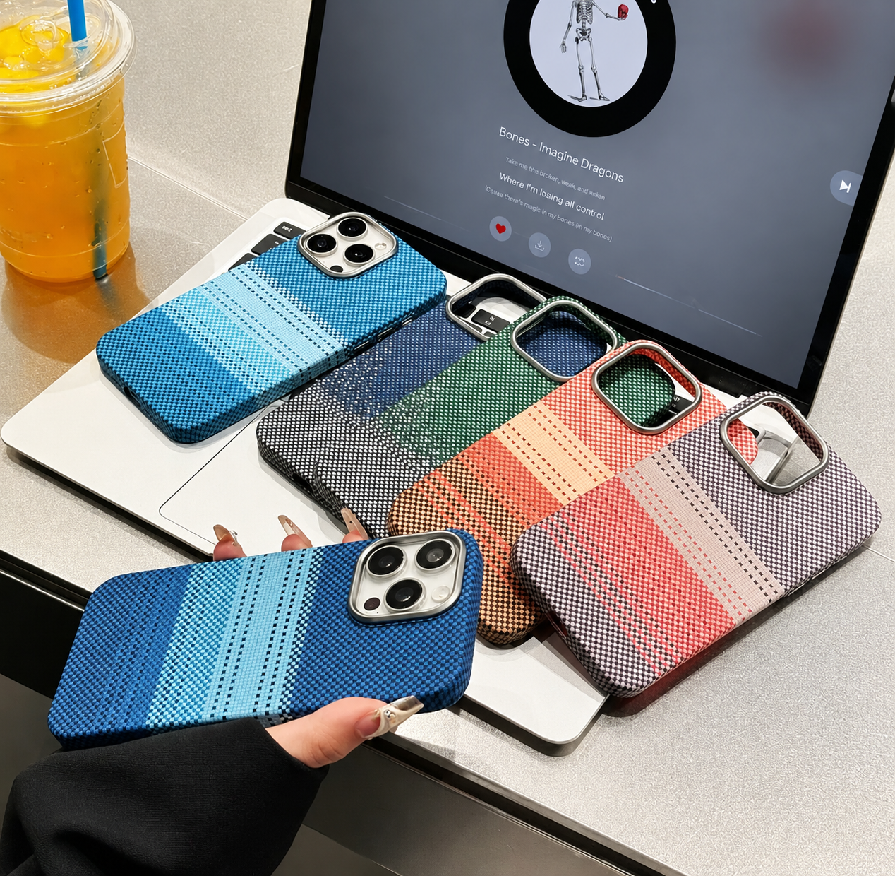 Premium Business Class Carbon Fiber Woven Pattern iPhone Case – Slim Shockproof Cover with MagSafe Compatibility
